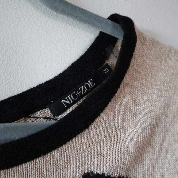 NIC+ZOE Asymmetrical Longsleeve Top Gold & Black - Picture 6 of 7